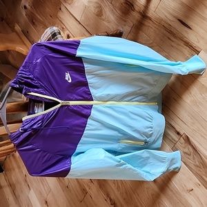 Nike Windbreaker